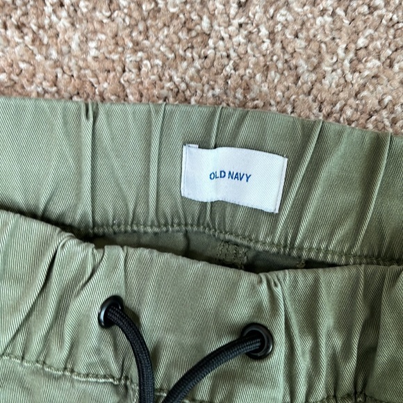 Old navy elastic waist army green cargo joggers - Picture 4 of 9
